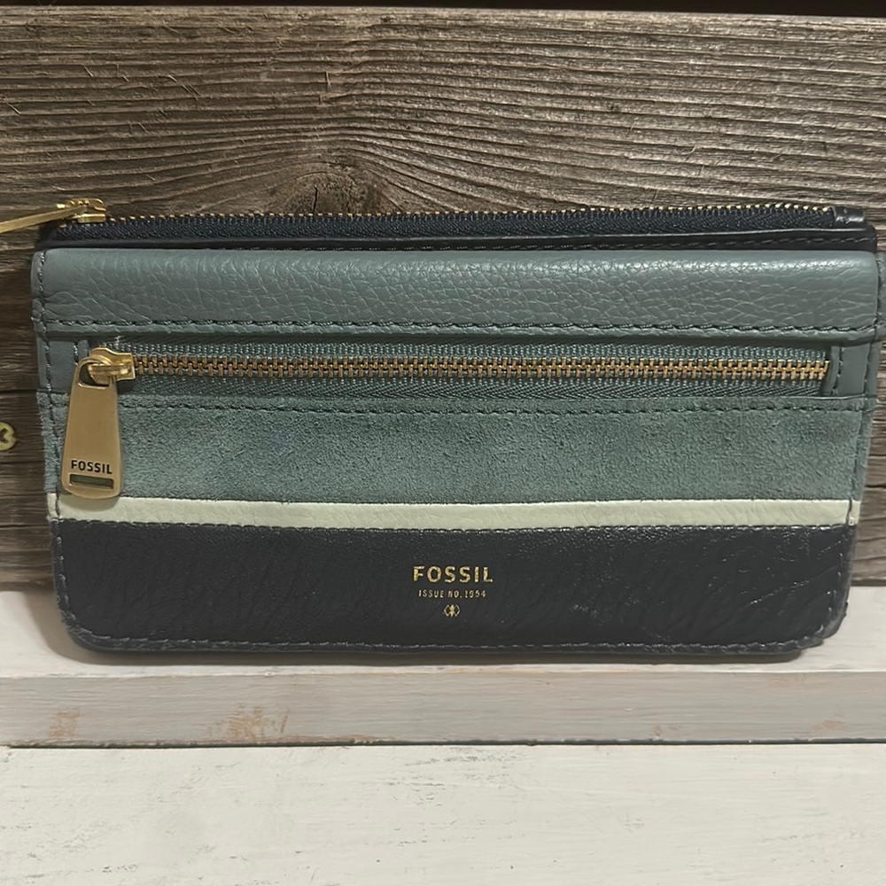 FOSSIL WALLET